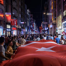 Flagge nach Niederschlagung des Putsches.jpg
