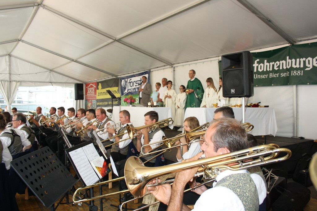 MV Dorffest C MESSE mit Pfarrer Sonntag 24-07-2016 _1_.JPG