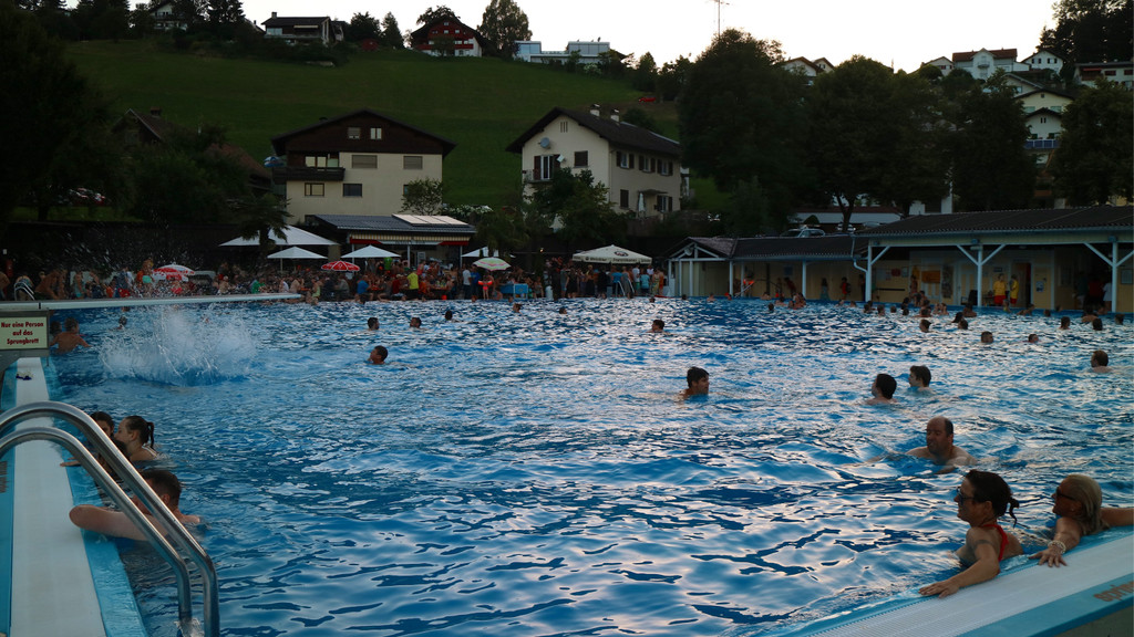 BK_Vollmondschwimmen-07_2016 15.jpg