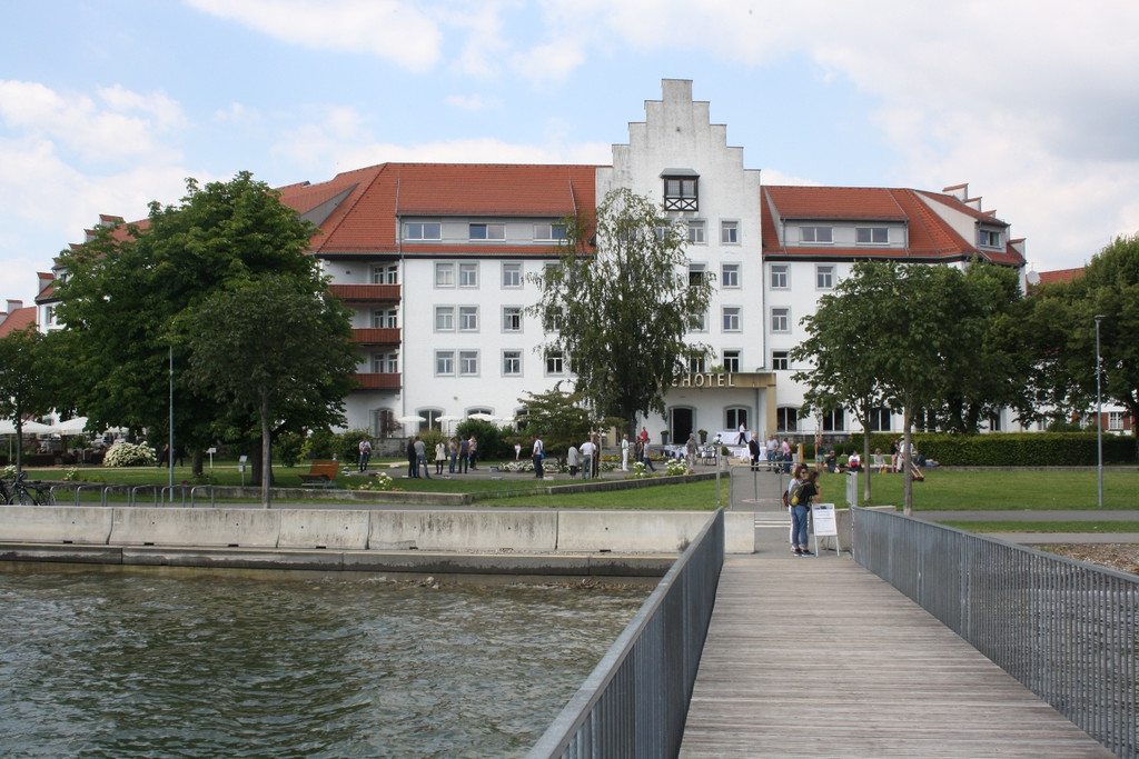 Seehotel STEINKUNST Ausstellung im Park Juli 2016 _6_.JPG