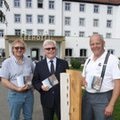 Stein-Kunst zur Festspielzeit im Park des Seehotels am Lochauer Kaiserstrand