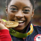 Simone Biles in Rio: Gold im Mehrkampf