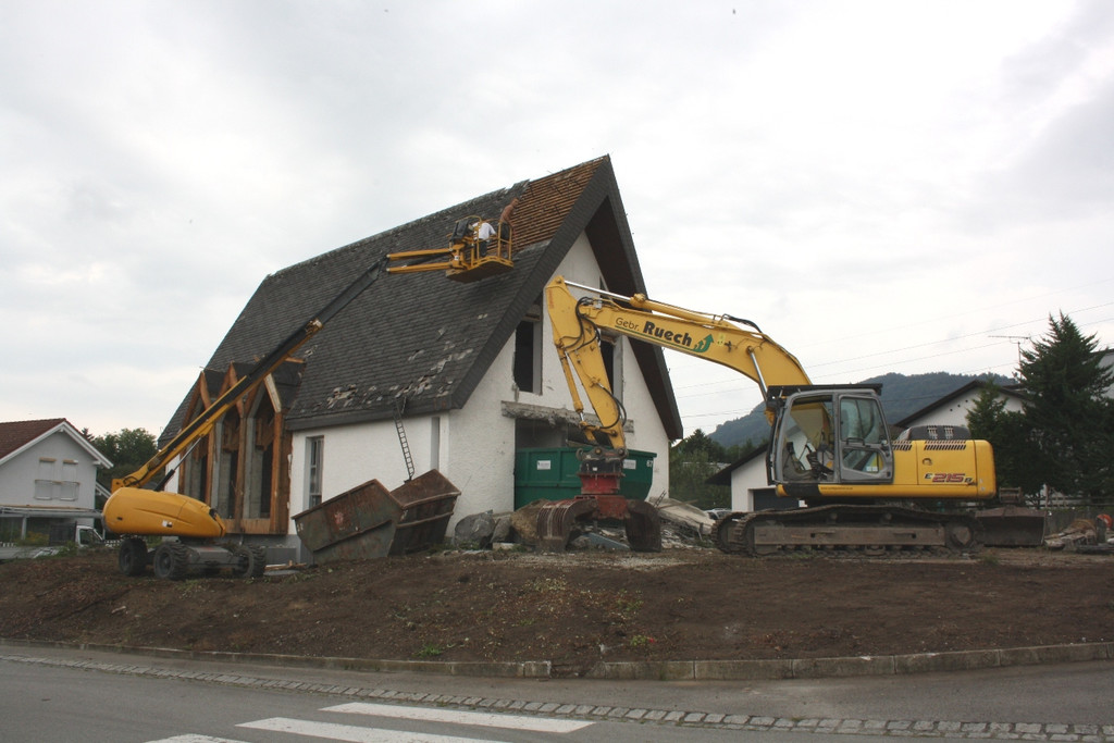 Neuapostolische Kirche ABBRUCH A 2016 _12_.JPG