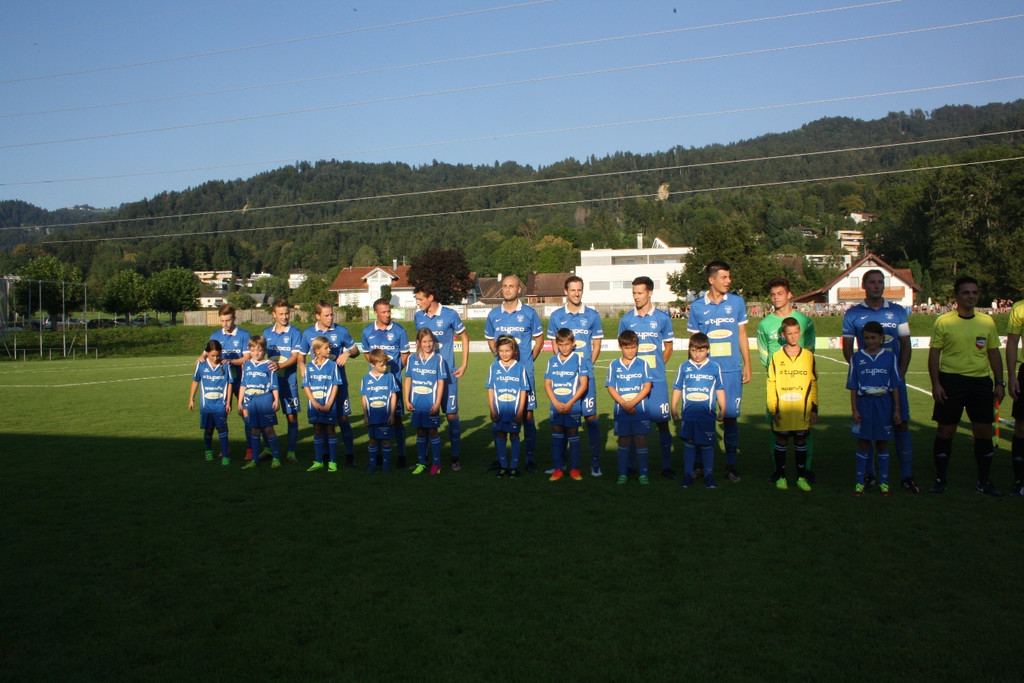 Fu__ball ALTACH gegen LOCHAU Benefizspiel _7_.JPG