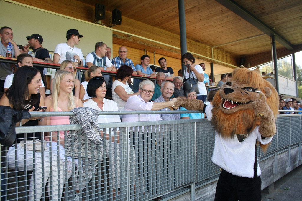 Fu__ball ALTACH gegen LOCHAU Benefizspiel _19_.JPG
