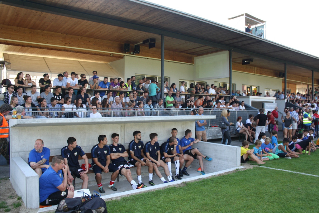 Fu__ball ALTACH gegen LOCHAU Benefizspiel _15_.JPG