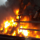 Klein-Lkw stand in Wien-Donaustadt in Vollbrand: Einsatz