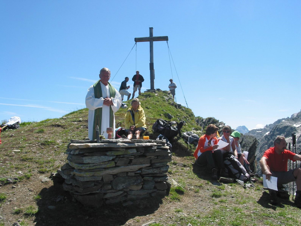 Hennekopf 20 Jahre Gipfelmesse SYMBOLFOTOS 2006 September 2016 _2_.jpg