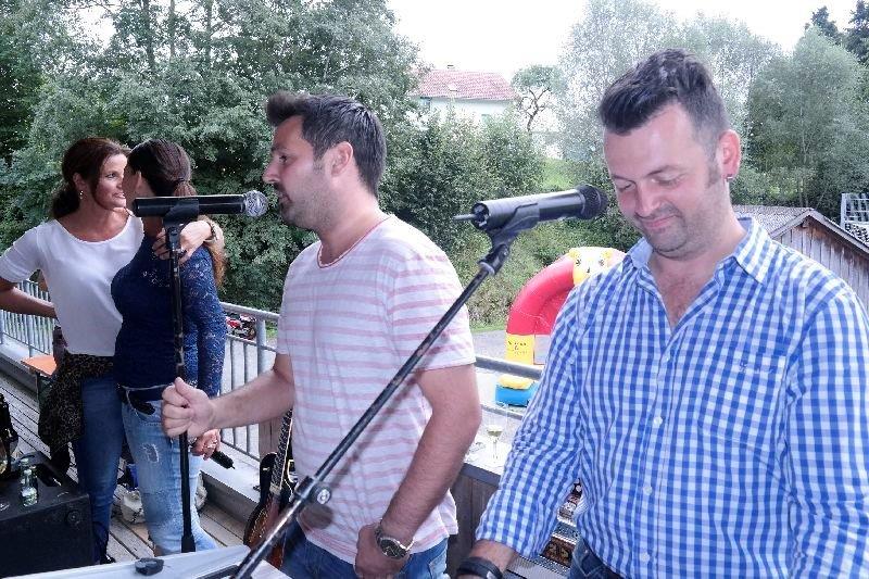 4_9_2016 Party in clubheim des fc langenegg82.jpg