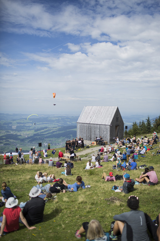 Tag 3_Konzert vom Schmusechor bei Kapelle Niedere.jpg