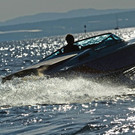 Motorboot_See.jpg