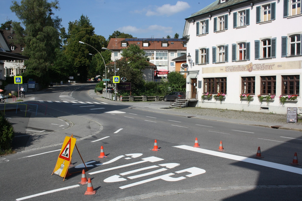 Stra__enmarkierungen ERNEUERUNG 30-08-2016 _14_.JPG