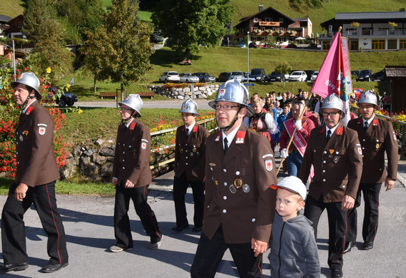c_Scopoli_Pfarreinzug_Silbertal_6821.jpg