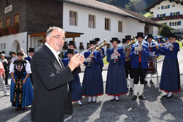 c_Scopoli_Pfarreinzug_Silbertal_6972.jpg