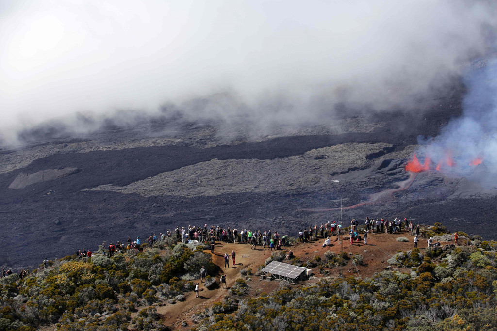 Vulkanausbruch La Reunion 10.jpg