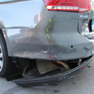 Auto kracht in Volksbank9.JPG