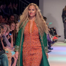 MQ 16. Vienna Fashion Week - MuseumsQuartier Wien - Closing Show directed by Mario Soldoi - 18.09.2016 Teil 2