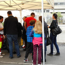 Eine St__rkung vor der Rettungszentrale_ dann hie__ es weiterschm__kern_.JPG