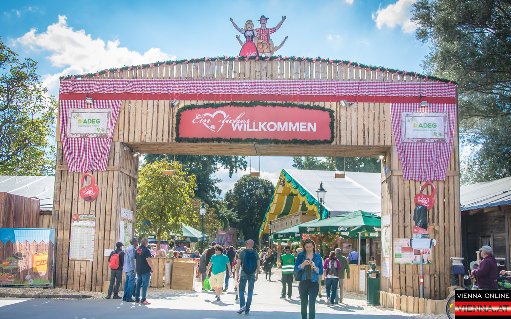 O zapft is - 22_09_2016 _001 von 128_.JPG