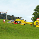 Lingenau: Auto stürzt über Böschung