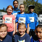Katarina_ Jaqueline_ Kimberly _vorne von links__ Fabienne_ Collien_ Sean _Mitte von links_ Christina _Trainerin__.JPG