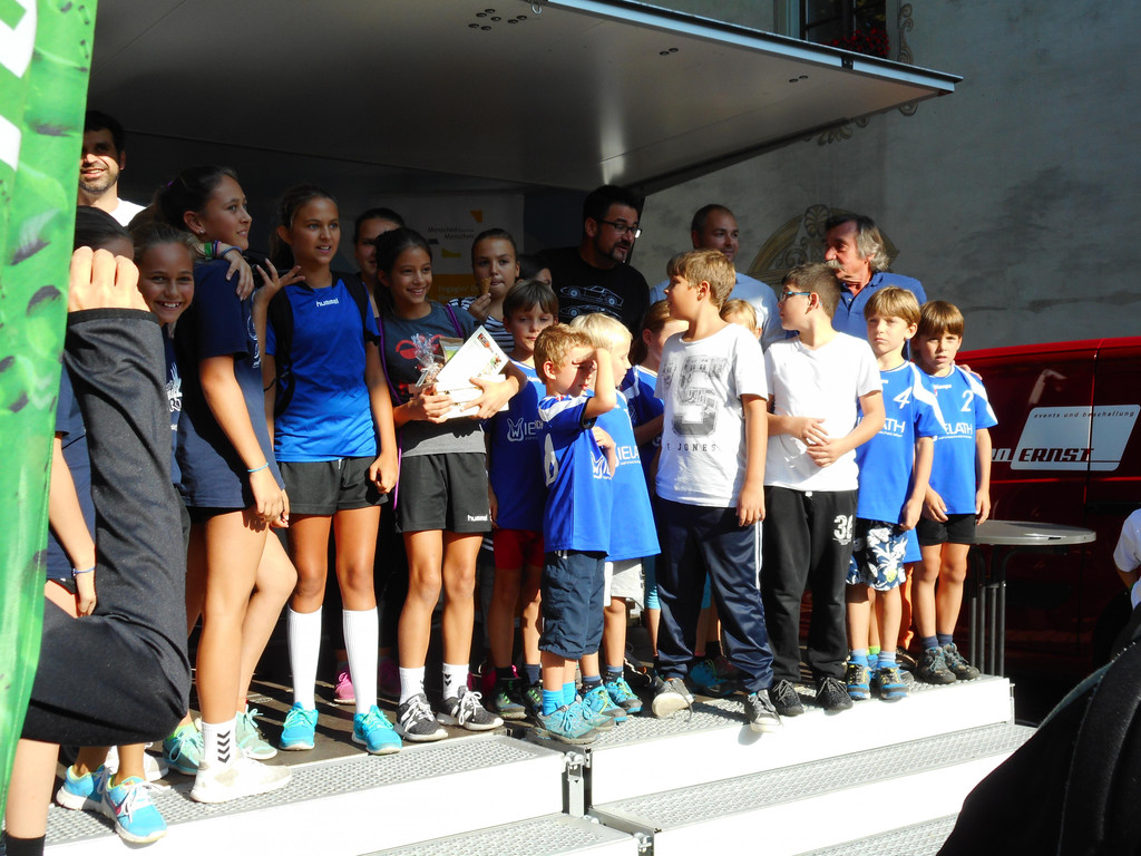 Preise f__r den Handballclub Feldkirch_.JPG