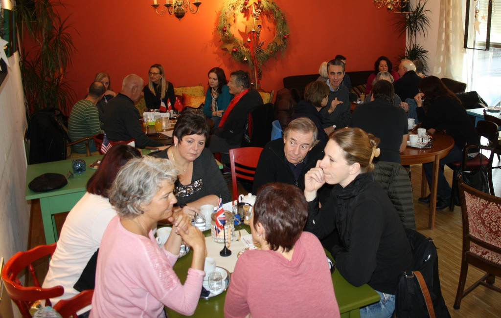 Lochau VOL Sprachencafe Impressionen START 2016 _3_.JPG