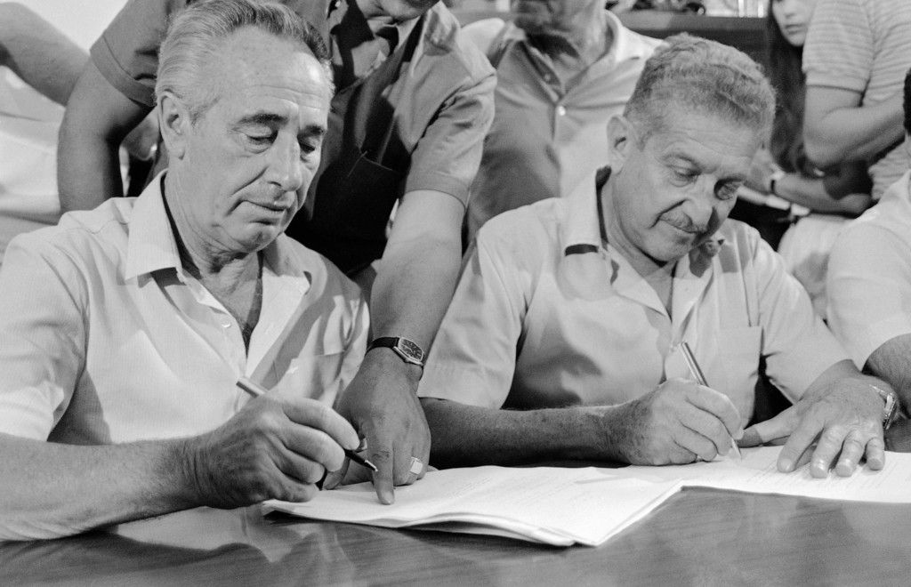 Israel_Obit_Peres_6.jpg