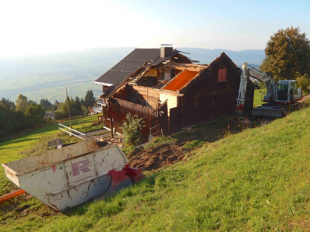 KOE_Haus Ratti Abgerissen 6.jpg