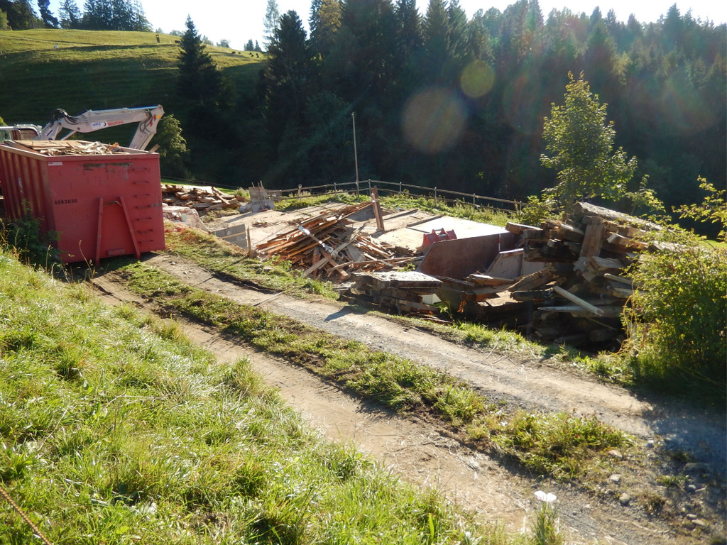 KOE_Haus Ratti Abgerissen 13.jpg