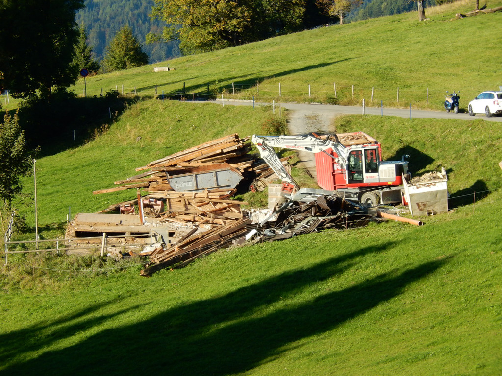 KOE_Haus Ratti Abgerissen 14.jpg