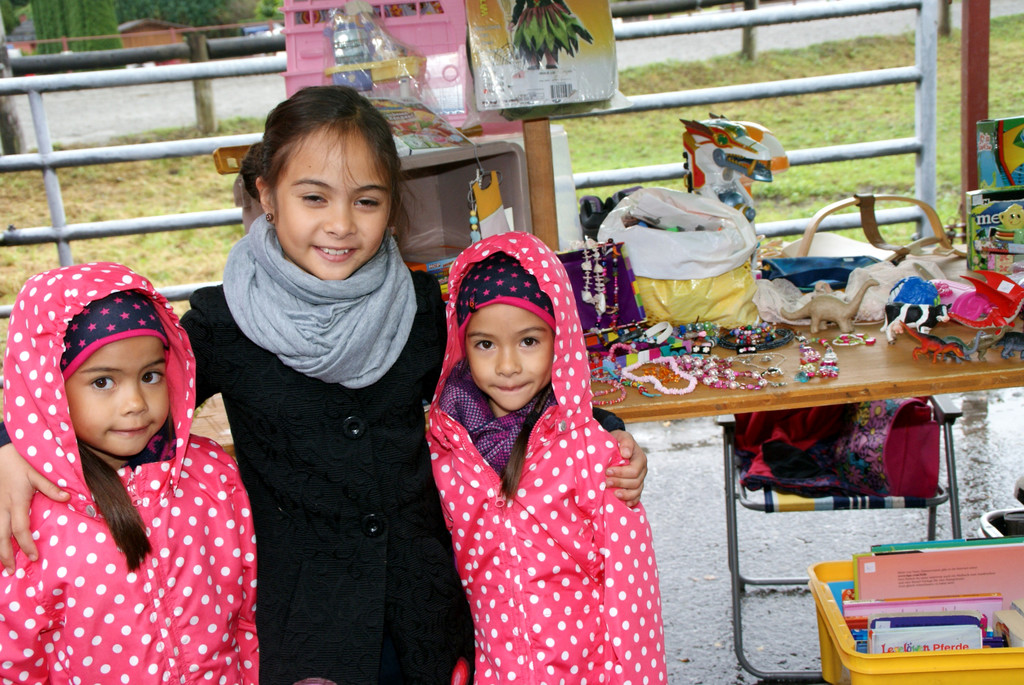 v_li_ Mona_ Mia_ Luna.JPG