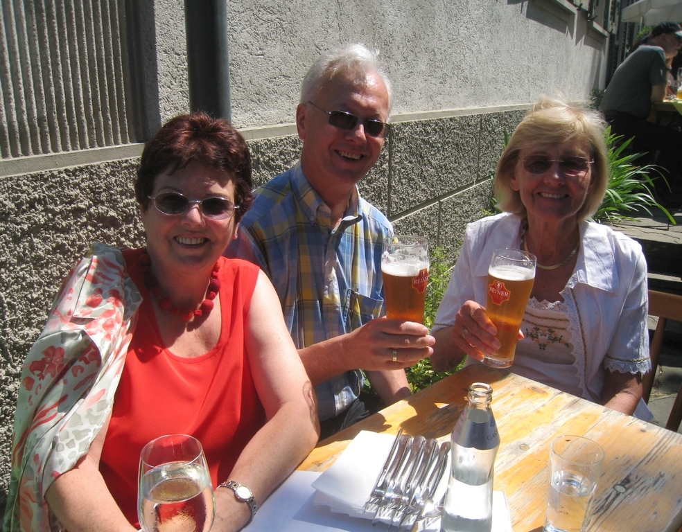 Frueschoppen Reiner mit Bierblosn 2010 _12__jpg-1277665021