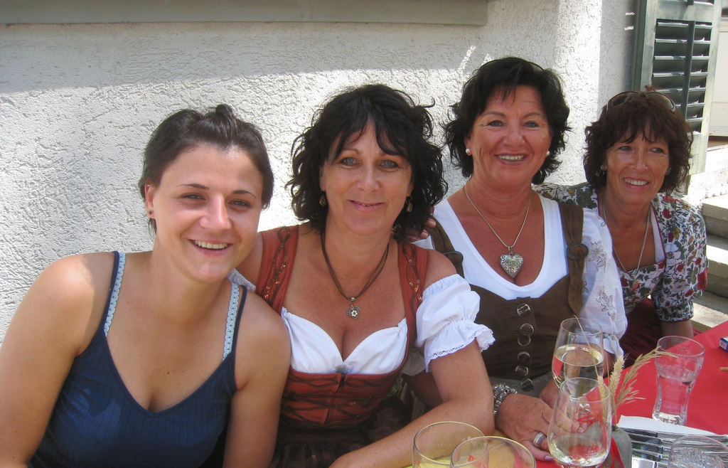 Frueschoppen Reiner mit Bierblosn 2010 _34__jpg-1277665300