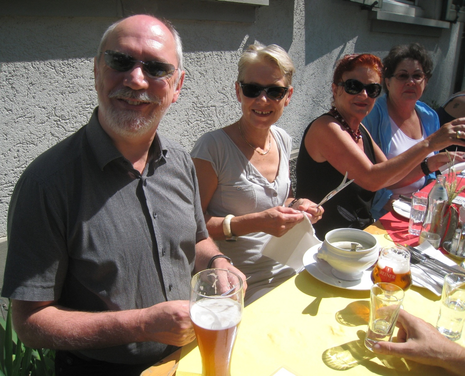 Frueschoppen Reiner mit Bierblosn 2010 _33__jpg-1277665284