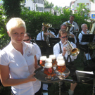 Frueschoppen Reiner mit Bierblosn 2010 _36__jpg-1277665330