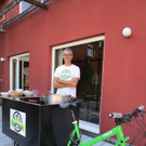 Der Pidalpirat Ralph versorgte die Besucher mit einer k__stlichen Gem__sesuppe - nat__rlich bio.jpg