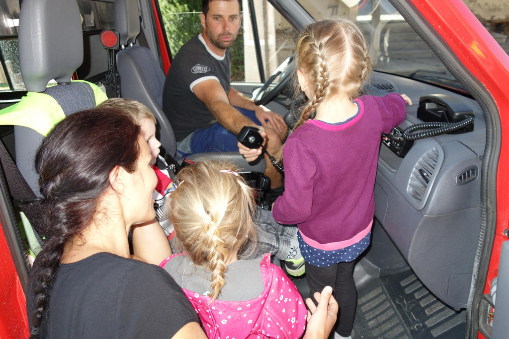 Wir fahren Feuerwehrauto_ _16_.JPG