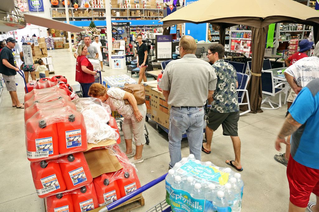Hurrican_Matthew_US_Preparations.jpg
