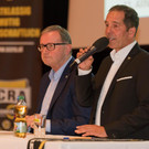 Engl Abschied, neue Bosse