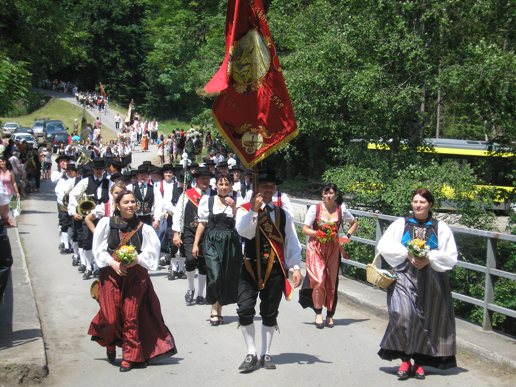 P4280019_JPG-1277670528