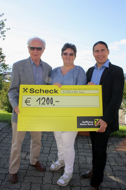 Apotheke Jubil__um Scheck__bergabe 05-10-2016 _2_.JPG