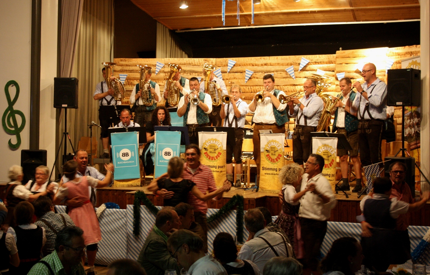 Bierblosn Oktoberfest NACH _1_.JPG