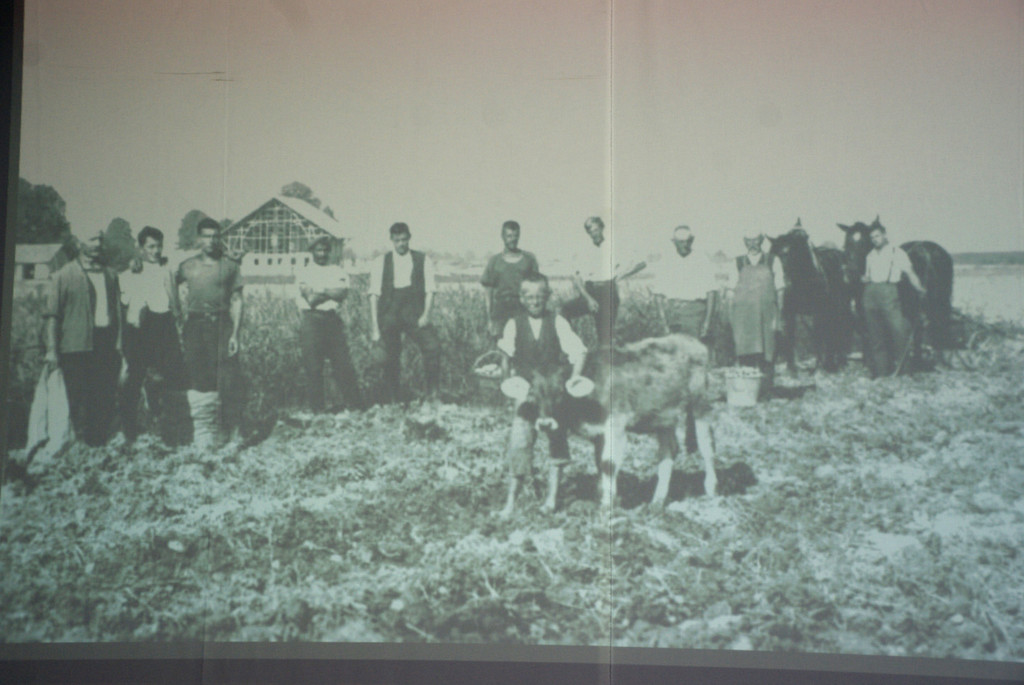 Der Gutshof 1923.JPG