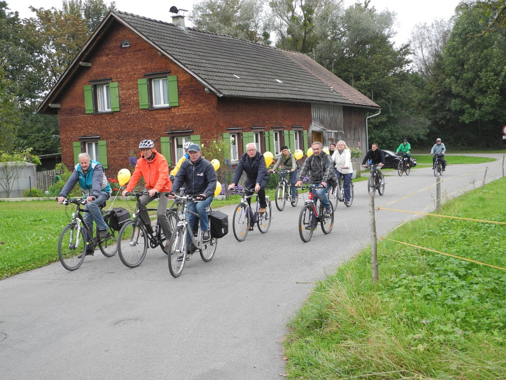 Z Fahr Rad Abschluss Presiverlosung _2_.JPG