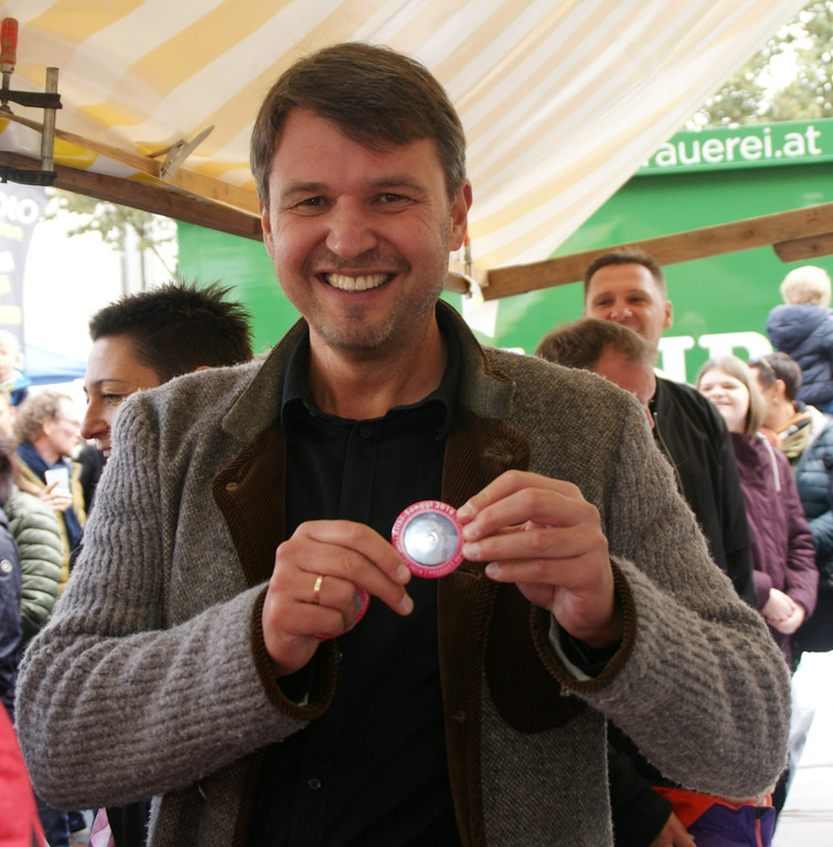 Auch Kurt Fischer lie__ sich die Songgl Attraktion nicht entgehen.JPG