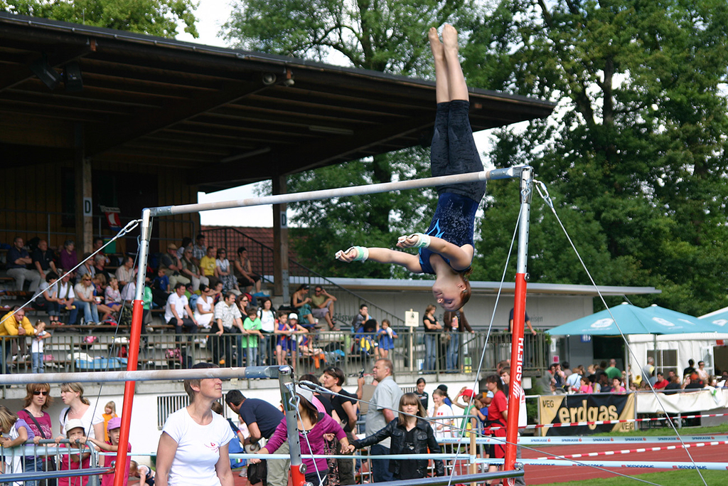 Jugendturnfest_09_Stufenbarren_jpg-1277713132