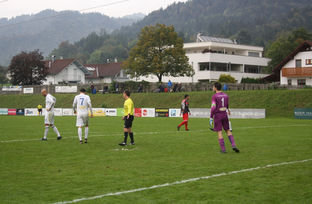 Fu__ball SVL gegen Schwarzach 08-10-2016 _18_.JPG