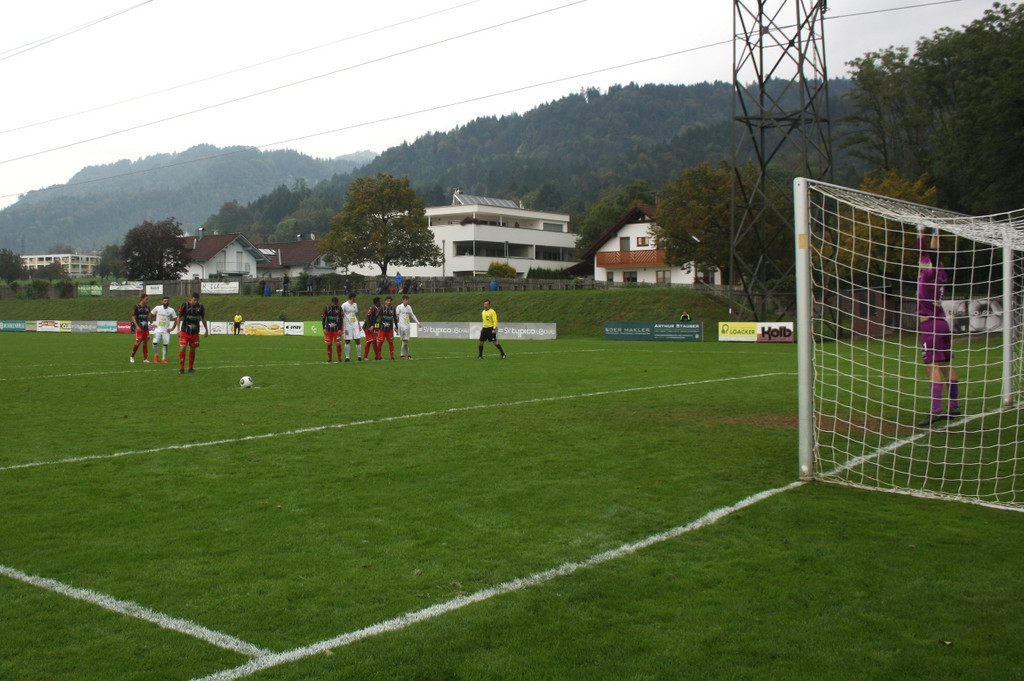 Fu__ball SVL gegen Schwarzach 08-10-2016 _19_.JPG