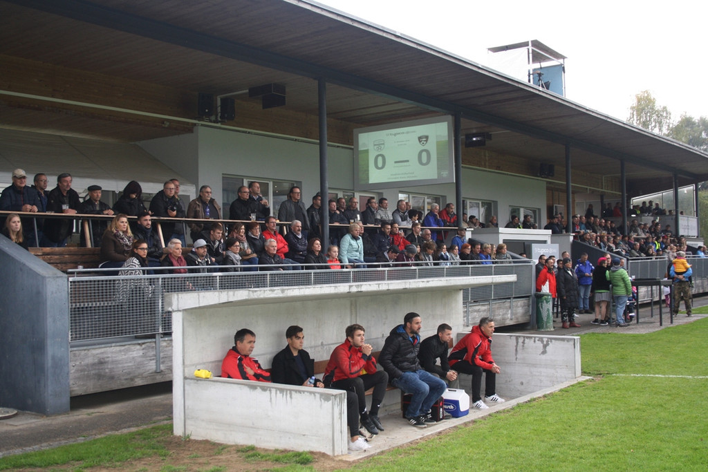 Fu__ball SVL gegen Schwarzach 08-10-2016 _17_.JPG